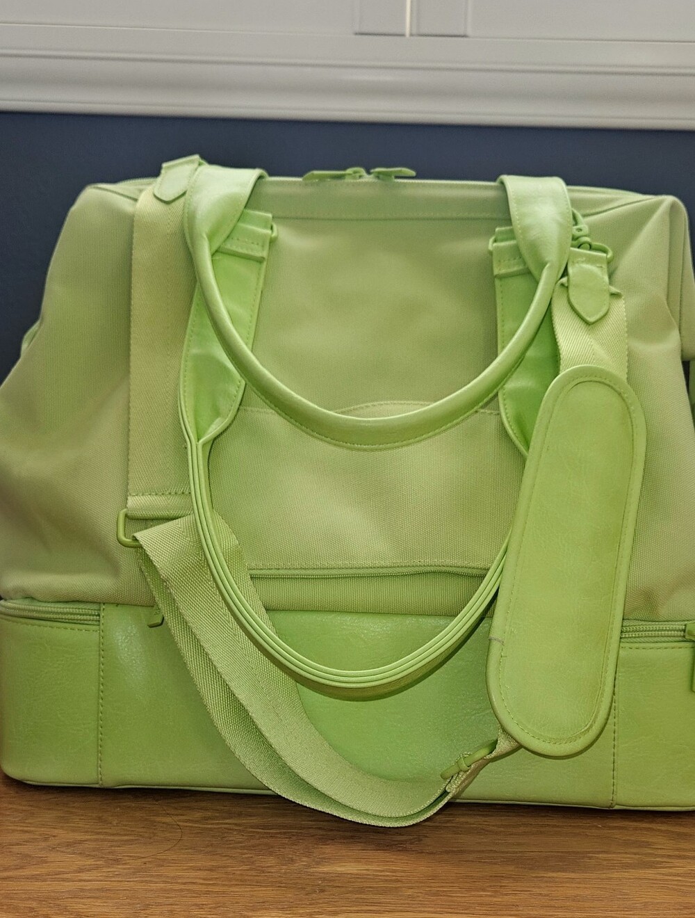 RARE COLLECTOR'S BEIS  DISCONTINUED CITRON COLORWAY SOLD OUT AND GONE FOR GOOD